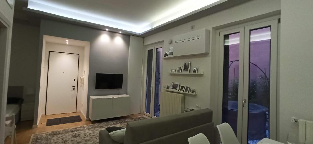 밀라노 Luxury House Lupetta 3 아파트 외부 사진